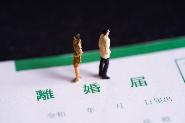 離婚を決めた夫婦の画像